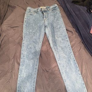 Levi’s high rise skinny jean